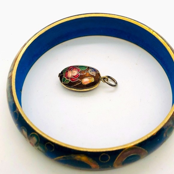 Vintage Unique Bracelet & Tiny Cloisonné Pendant - Picture 9 of 16